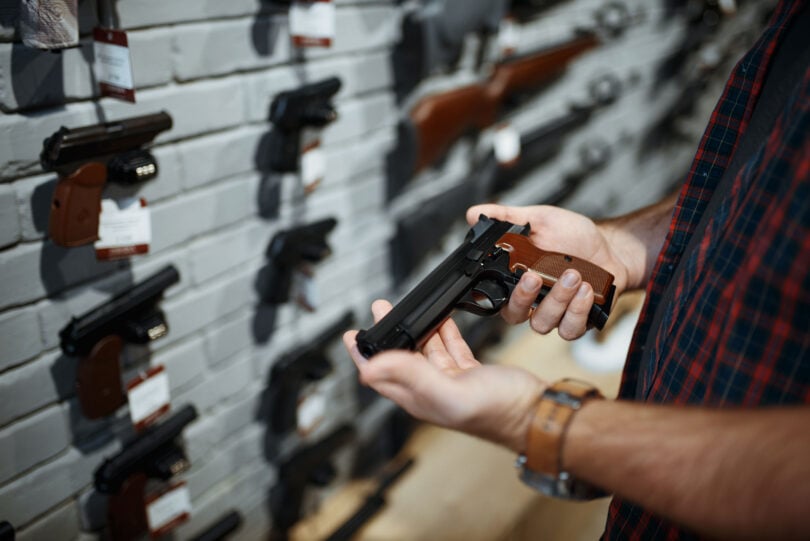 San Jose rende obbligatoria l'assicurazione di responsabilità civile per tutti i possessori di armi
