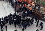 پلیس هنگام شورش مسافران در فرودگاه استانبول تماس گرفت
