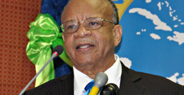 Dr Jean Holder, de heit fan Karibyske toerisme ûntwikkeling