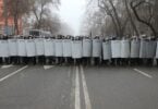 Казахстанскиот претседател побара од Русија војници за да го задушат народното востание