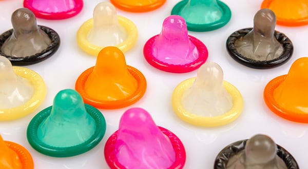 قفل‌های جدید COVID-19 صنعت سکس و تجارت کاندوم را از بین می‌برند