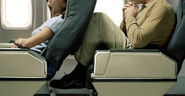 Quyền hành khách kiện FAA về việc thu hẹp ghế hàng không