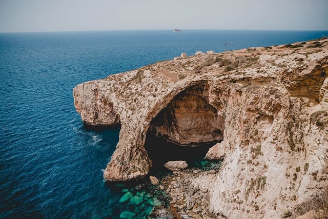 1 Blue Grotto e Qrendi Malta Setšoantšo ka tumello ea Bolaoli ba Bohahlauli ba Malta | eTurboNews | eTN