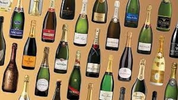 فقط في فرنسا: الشمبانيا مع فقاعات رومانسية سعيدة، eTurboNews | إي تي إن
