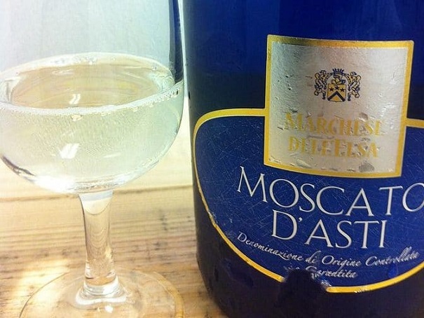 , Ավելի հինն ավելի լավն է: Moscato d'Asti Sparkles Իտալիայում, eTurboNews | eTN