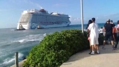 NCL krydstogtskib med 4,600 om bord støder på grund ud for Den Dominikanske Republik