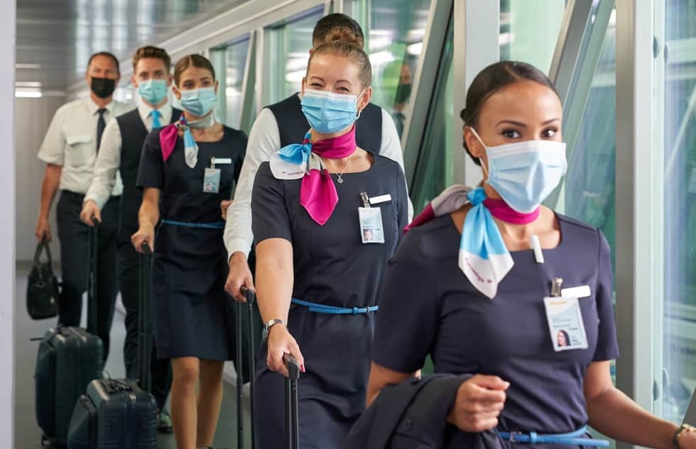 Agjencia Evropiane e Sigurisë së Aviacionit tani rekomandon heqjen e mandatit të maskës