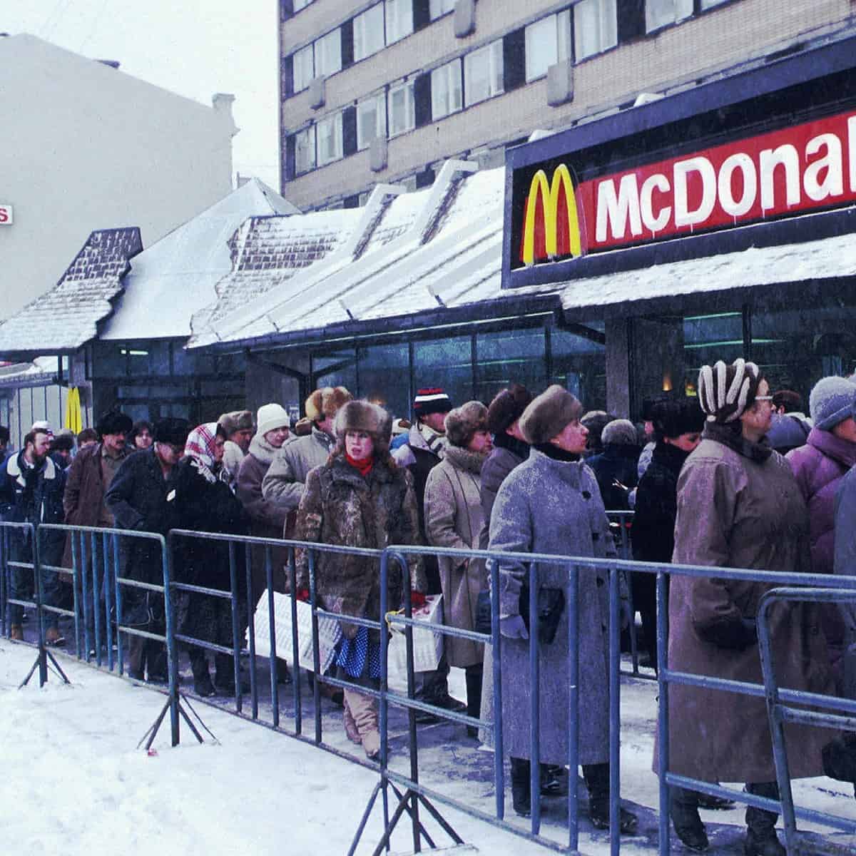 McDonald's ทิ้งรัสเซียเพื่อความดี