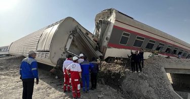 21 passageiros mortos e mais de 50 feridos em acidente de trem no Irã