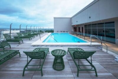 , Blossom Hotel Houston giới thiệu chương trình khuyến mãi đặc biệt cho mùa hè, eTurboNews | eTN