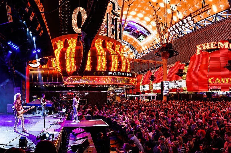 , Turysta zastrzelony po hazardzie w kasynie w Las Vegas na Fremont Street, eTurboNews | eTN