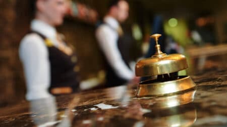 Fritidsrejser: Hoteller frem for ferieudlejning, pris over mærkeloyalitet