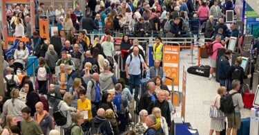 Utvinningen i Europa avtar ettersom flyselskapene ikke klarer å forberede seg på reisen