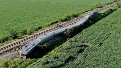 Esitati esimene hagi surmaga lõppenud massiõnnetusega Amtraki rongi rööbastelt mahasõidu kohta