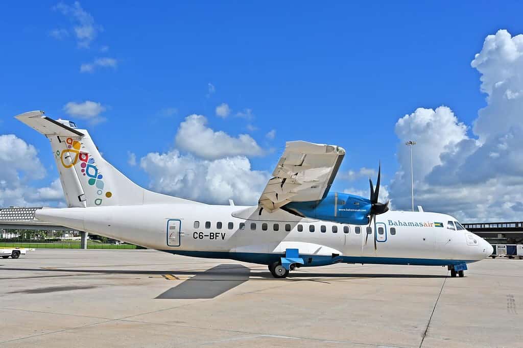 , η εβδομαδιαία πτήση της Bahamasair από το Ορλάντο προς το νησί Γκραντ Μπαχάμα ξεκίνησε με έκρηξη, eTurboNews | eTN