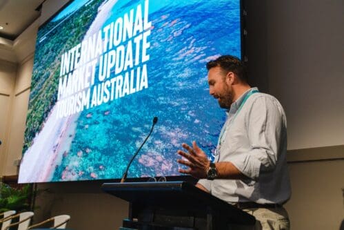 Tropical North Queensland pays all tourists $100