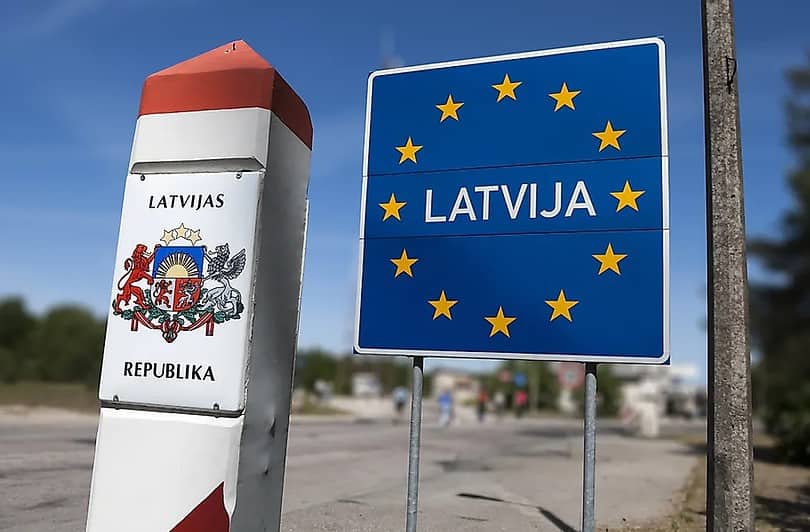 Latvia mbatalake perjanjian perjalanan lintas wates karo Rusia