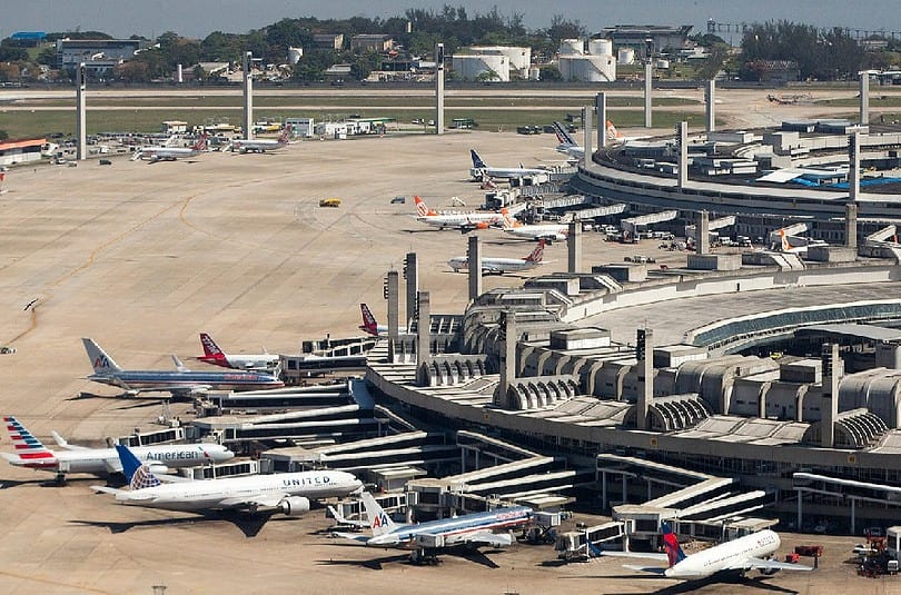 Τα αεροδρόμια του Σάο Πάολο και του Ρίο αντιμετωπίζουν το κύμα ταξιδιών
