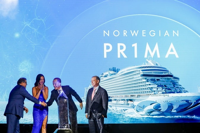 Norwegian Cruise Line ristib oma uusima laeva
