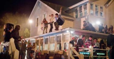 Airbnb membawa 'teknologi anti-parti' baharunya ke AS dan Kanada