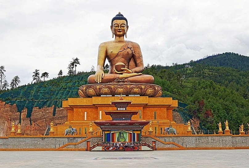 Butan znova odpre svoje meje, vendar potroji turistične pristojbine