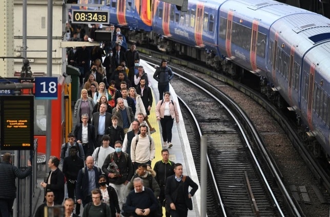 Nuove ondate di scioperi nei trasporti colpiranno l'Europa
