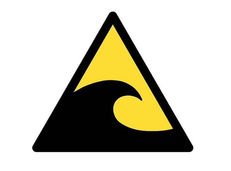 ソロモン諸島の巨大地震が津波警報を発令