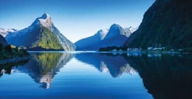 t nz pietinė sala milford sound 631553840 s žemos raiškos A8Bk4Y | eTurboNews | eTN