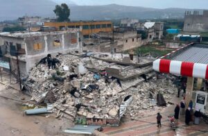 Erdogan: 912 people killed and 5385 injured in Monday earthquake