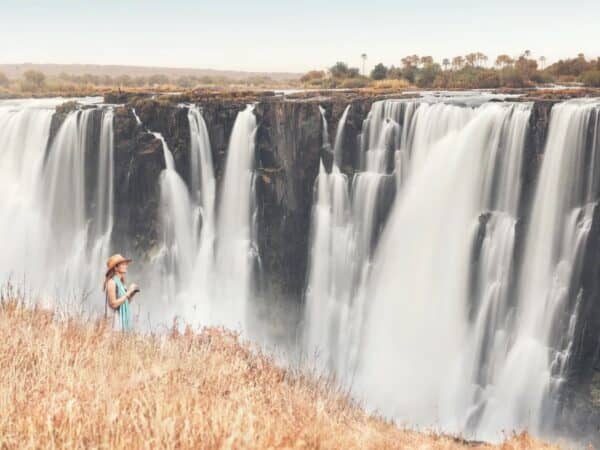 Victoria Falls lanse DMP ak patenarya vil ak Cape Town