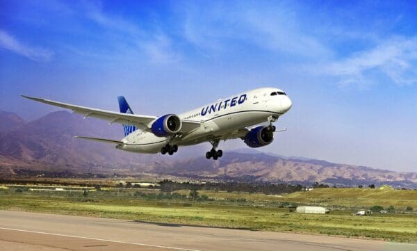 , United Airlines pacelta pietura, eTurboNews | eTN