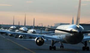 Congressional Action on FAA Urged Ahead of July 4 Travel Rush