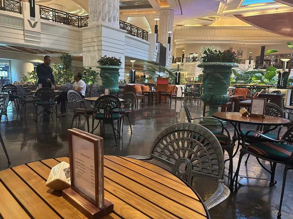, Grand Hyatt Dubai 20 il əvvəl açıldı və bir az köhnə deyil, eTurboNews | eTN