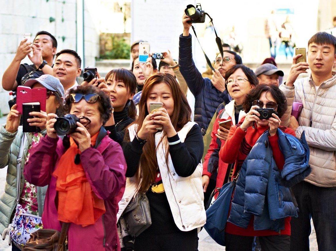 0-Chinese-Tourists.jpg (1166×870)