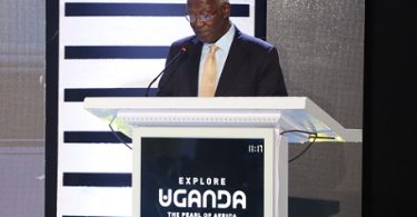 Uganda turismiminister major Tom Butime – pilt T.Ofungi loal