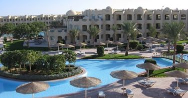 Hurghada, Egypt, hotel - image courtesy of PublicDomainPictures from Pixabay