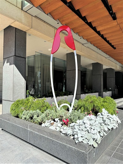 sculpture - image courtesy of GlodowNead