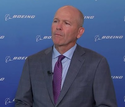 Boeing CEO Admits 737 Max 'Mistake'