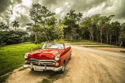 รถยนต์ - ได้รับความอนุเคราะห์จาก Noel Bauza จาก Pixabay