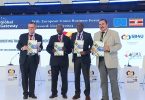 Змија ја наруши туристичката презентација на форумот ЕУ-Уганда