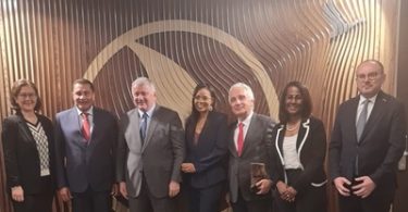 Seychelles Turkish Air - image courtesy of Seychelles Dept. of Tourism