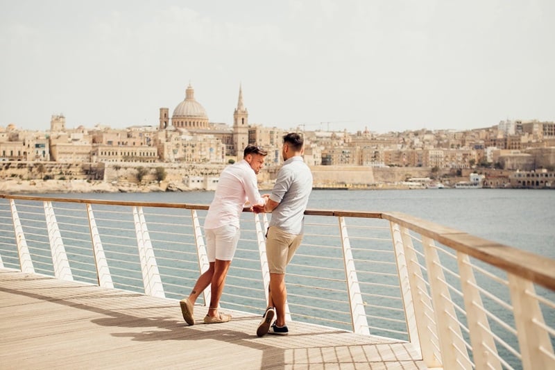 Couple in Sliema, looking over to Valletta