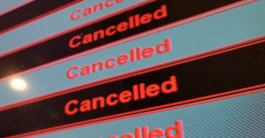 Passengers Warned of Scammers Impersonating Airline Staff