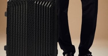 How to Pack a Suit Without Turning It into a Crumpled Mess?