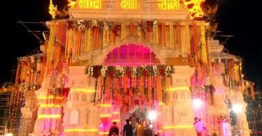 India's Sacred Town Robbed of 3,800 Streetlights
