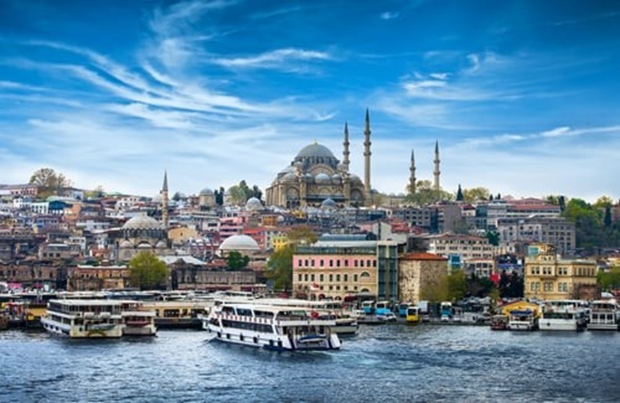 istanbul - image courtesy of shutterstock