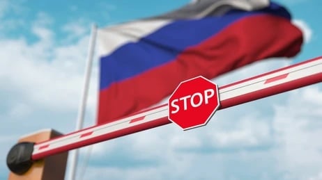 Latvia Wants Russian Tourists Banned from Schengen Area
