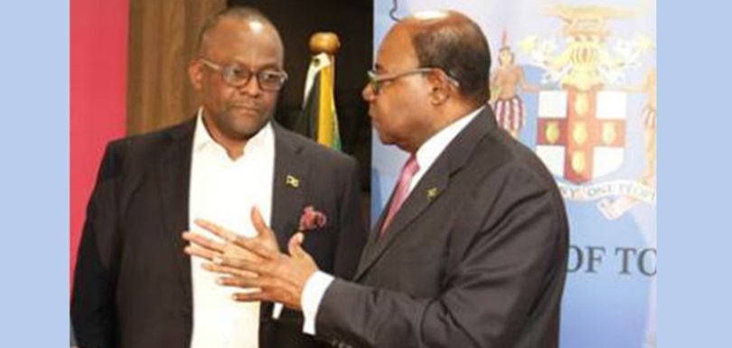 Ο κ. Donovan White και ο Hon. Edmund Bartlett LR - εικόνα ευγενική προσφορά του caribbeantoday