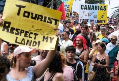 Europejskie protesty antyturystyczne nie odstraszają letnich turystów