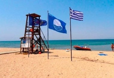 Са 22 одузете плаве заставе, грчке плаже су на ивици пропадања